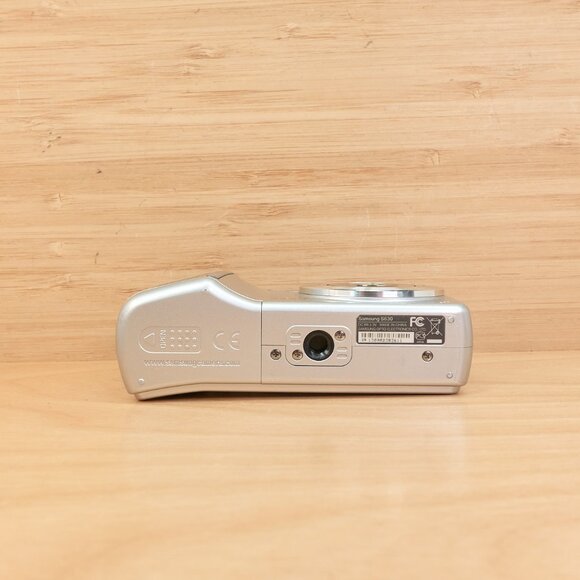 Samsung S630 Digital Camera / 6MP / 3× Zoom / Silver / Tested - Picture 6 of 7